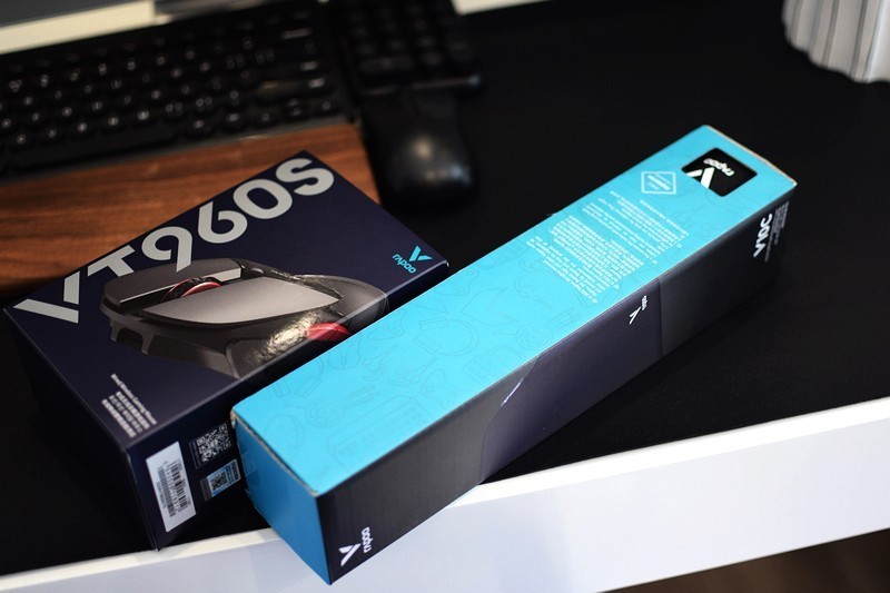超跑外观 V+无线技术 雷柏VT960S屏显双模无线RGB游戏鼠标