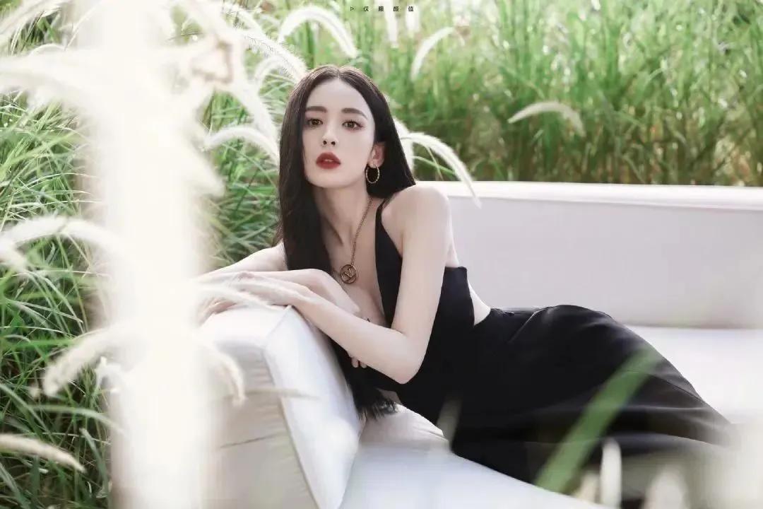 高圆圆、古力娜扎、蔡文静美图大赏，微微一笑很倾城