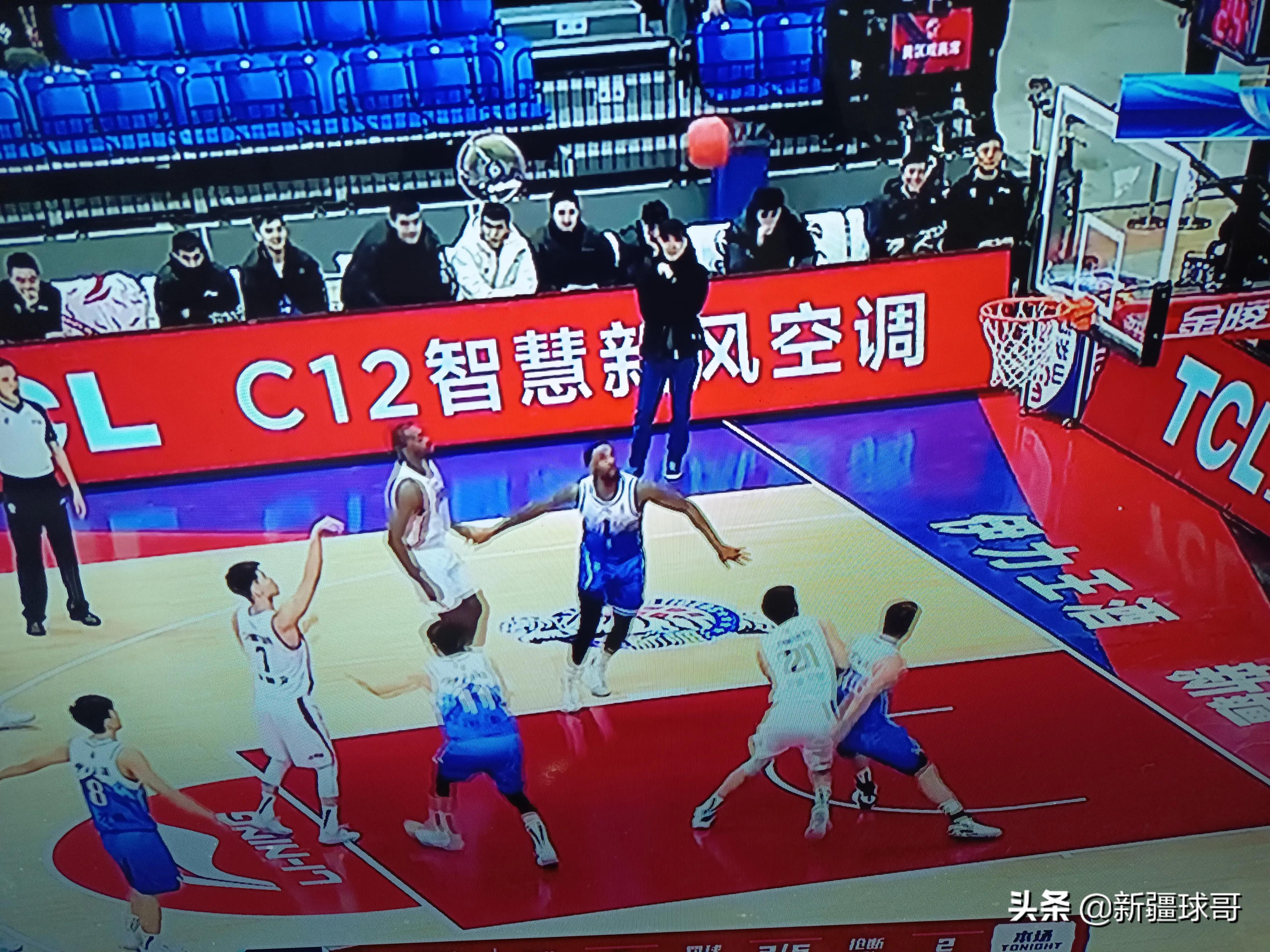 为什么cba其他队不打双小(CBA第二阶段比赛选择长春，为何不来更安全、优质的乌鲁木齐？)