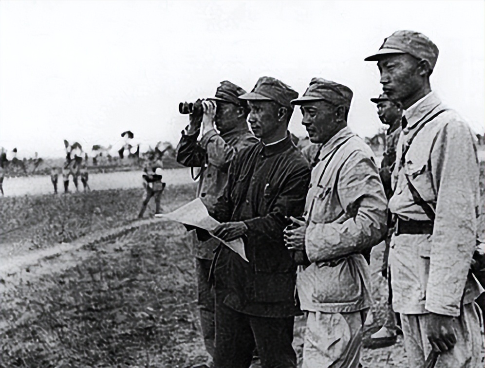 小威胁难回主力(1948年，中央提出换掉粟裕，陈毅：无论用谁代替他，都会全军覆没)