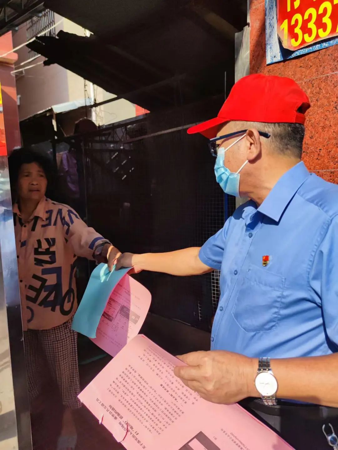 检察“战”疫丨东方市检察院下沉社区开展疫情防控志愿服务活动