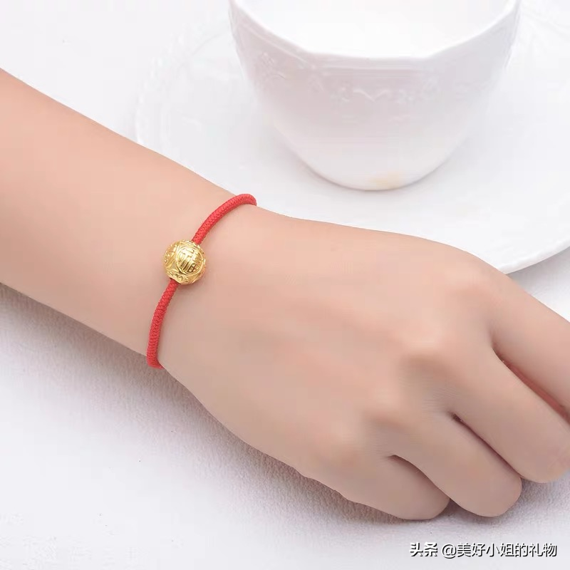 母亲节礼物系列I 细数我私藏的宝藏首饰，千元不到让妈妈闪耀起来