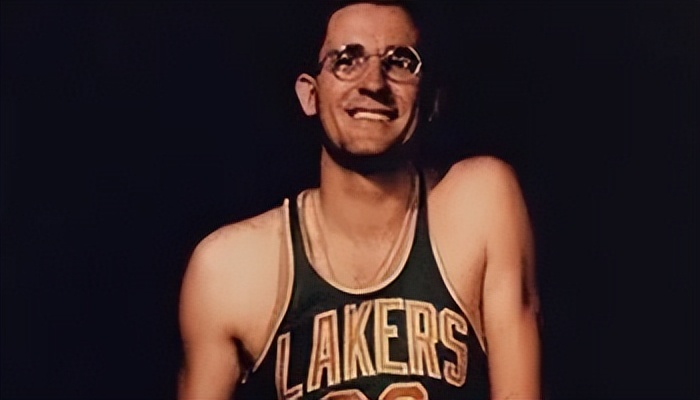 nba球队都有哪些改名（NBA球队中山猫、黄蜂、鹈鹕三个队之间的关系是怎么样的？）