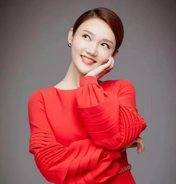至今未婚的8位央视女主持，有颜有名又有才，怎么就单身了呢？