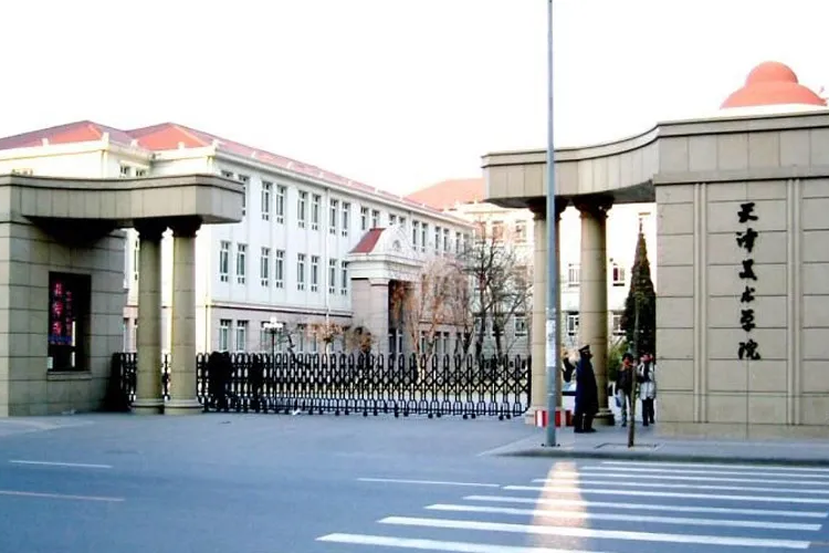 9大美术学院2022年招生人数变化！广美扩招最多，谁又在减招呢？