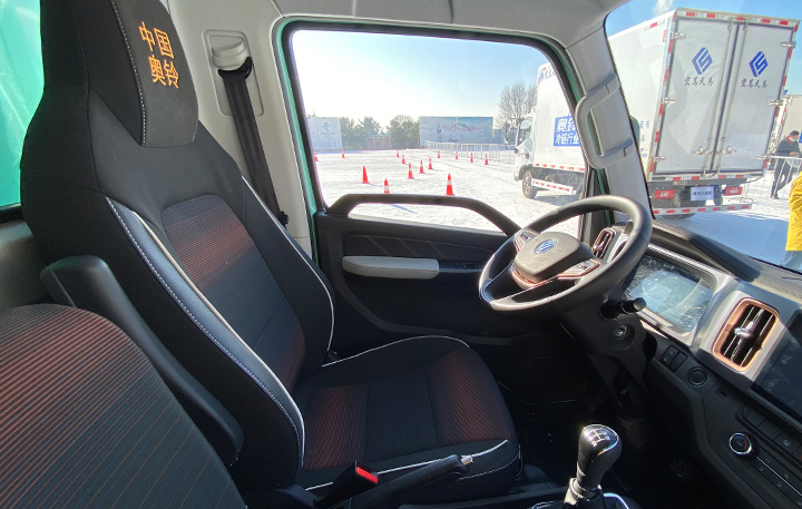 卡车内装潢图片大全(奥铃m卡大牌配色) - 赤虎壹号