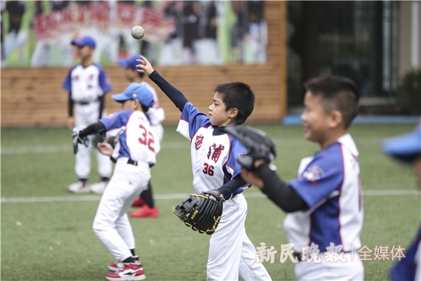 上海理工大学附属小学校园里“燃！青春”(图6)