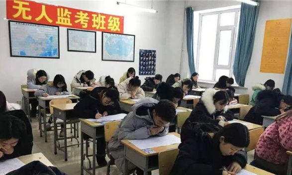 部分双一流大学放假时间已定，超长假期达76天，引打工人实名羡慕