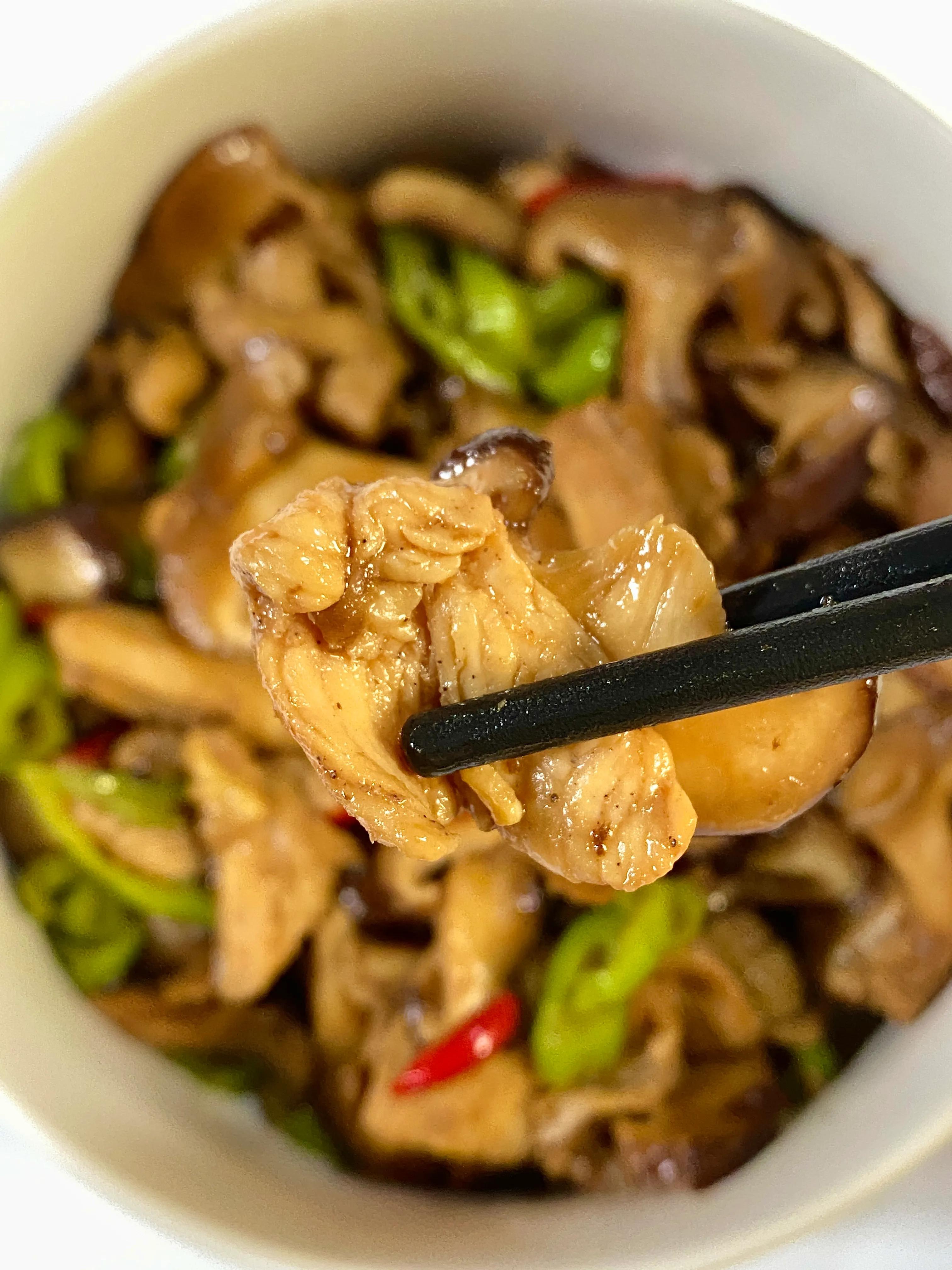 图片[4]-低脂低卡又下饭的香菇炒鸡胸肉-起舞食谱网