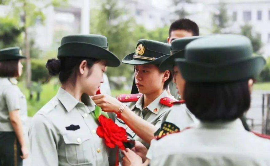 2022年征兵有新变化，部分学生可免试保送军校，但要满足这些条件