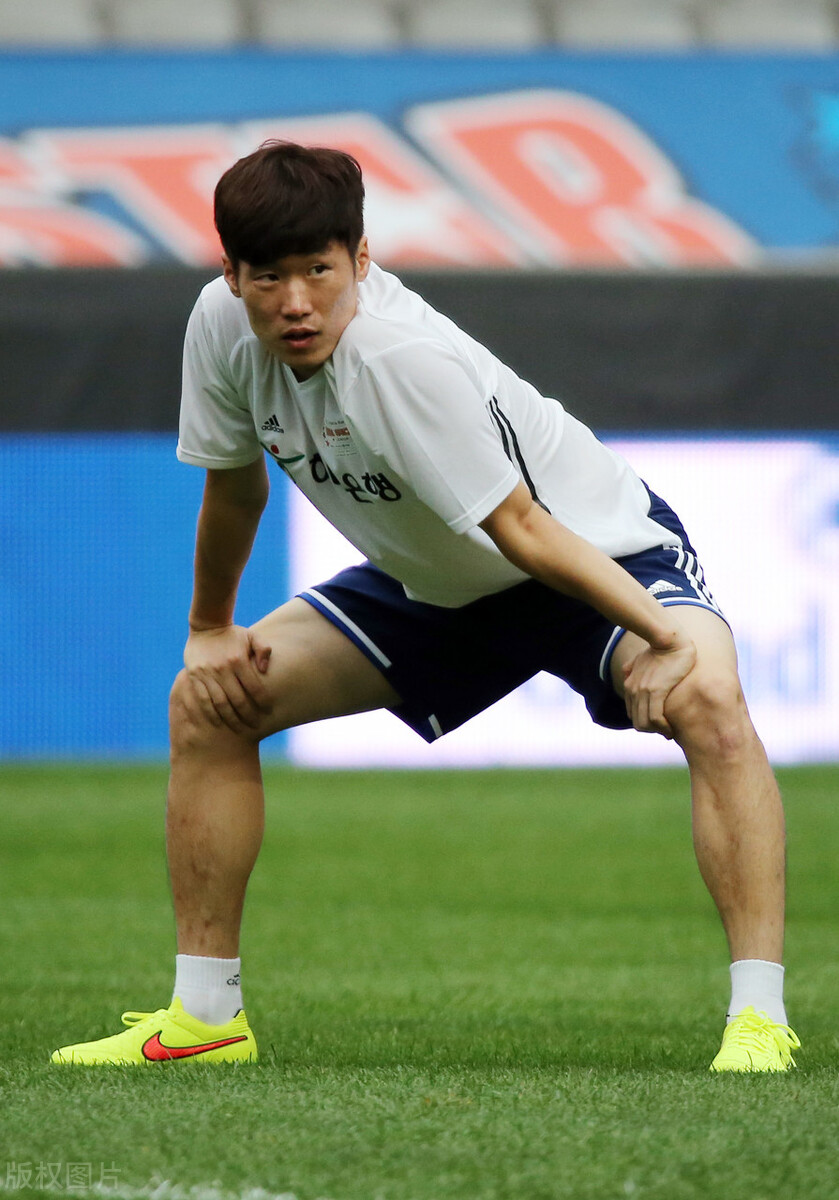 2002世界杯比赛结果表全部（2002年世界杯回顾：中国男足出道即巅峰，韩国进四强成就足球耻辱）