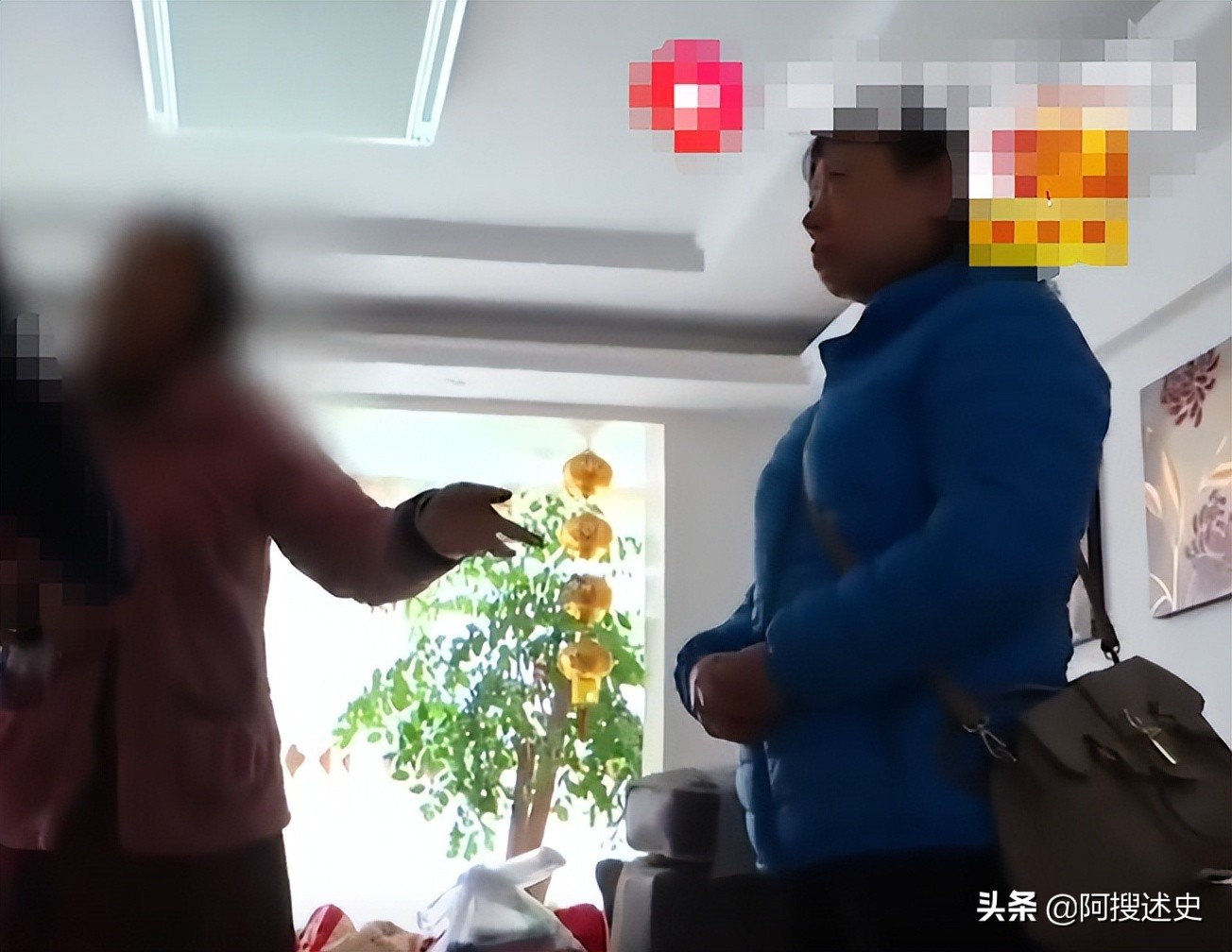 保姆升级成后妈，欲瓜分老伴300万征收款，两个继女：你做梦