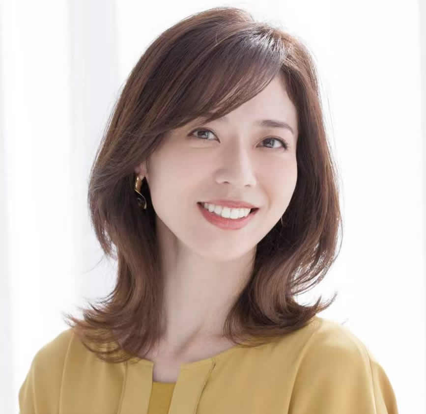 外翻发型图片中长发(过年前) - 赤虎壹号