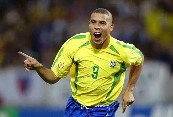 02世界杯中国巴西土耳其（世界杯的冠军01：2002年的巴西队）