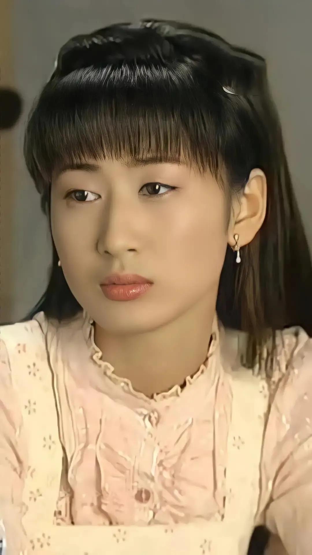 清纯小白兔+暗黑霸王花，又甜又盐坏起来带感的女演员盘点