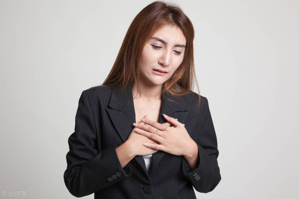 胸口疼痛是心脏出问题了吗?别大意!可能是这3种情况引起的