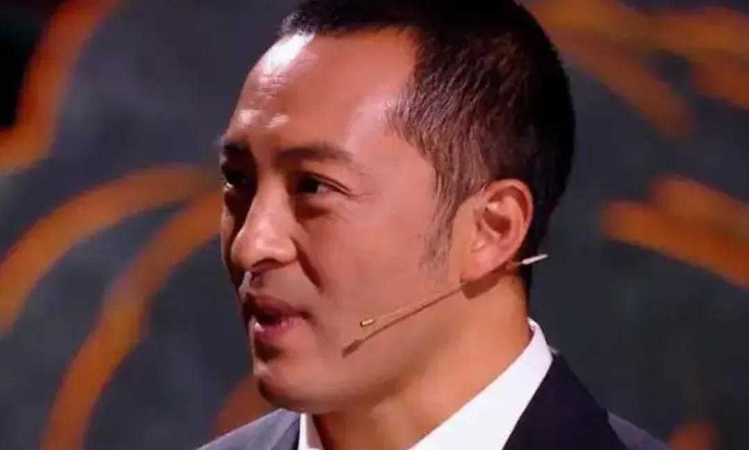 没了爽子和吴某人，娱乐圈里依旧波涛汹涌，未爆料的大瓜太劲爆