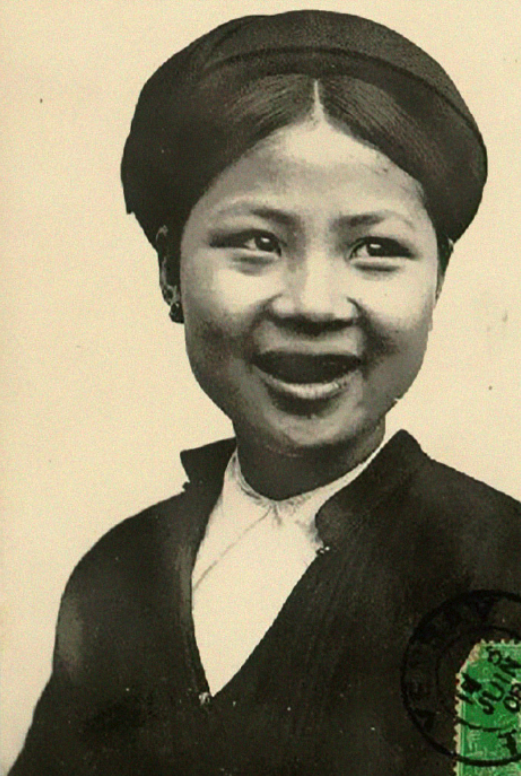胸器美女(1930年法国妇女的洗胸器，印度大胡子美女，28张照片看世界)
