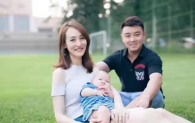 王皓闫博雅我都看不下去（王皓妻子闫博雅，为爱回归家庭，爱舞蹈更爱丈夫和他的事业）