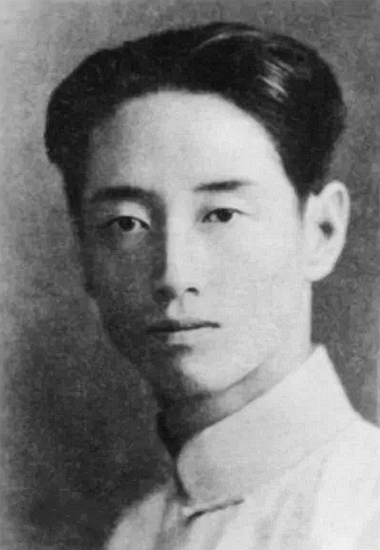 臧克家改动《沁园春·雪》中一字，毛主席看后大声叫好：按你的改