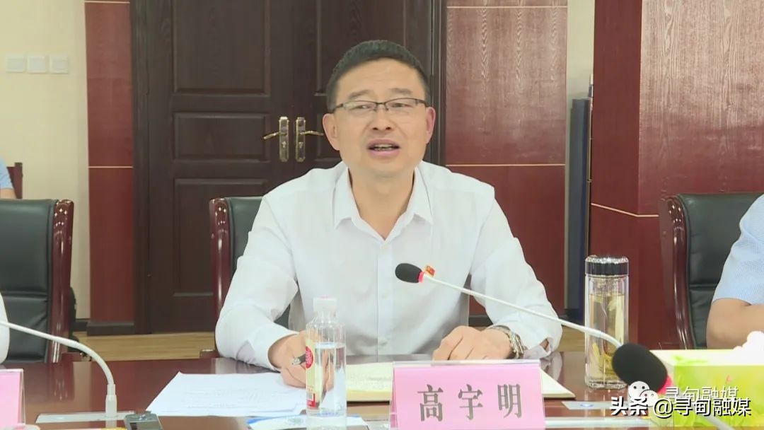 “当好排头兵”大讨论大竞赛∣寻甸县与云南英茂签订马铃薯产业项目合作协议