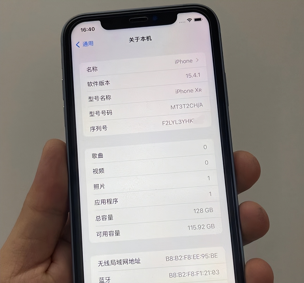 网友后悔将iPhoneXR改成iPhone13Pro，称不好意思拿出来用