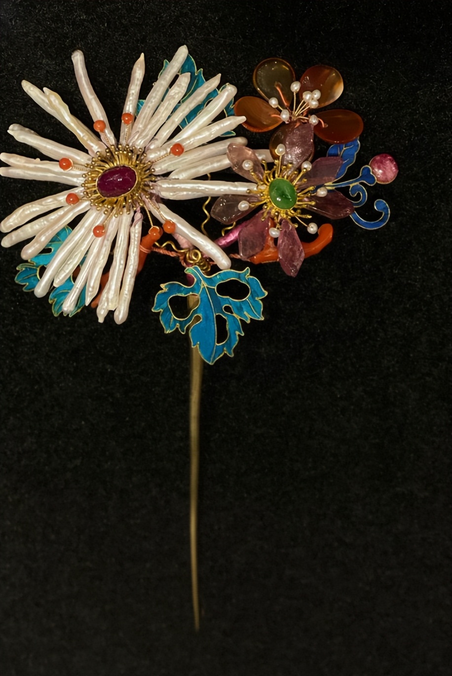 清朝宫廷点翠艺术形式在首饰设计中的运用