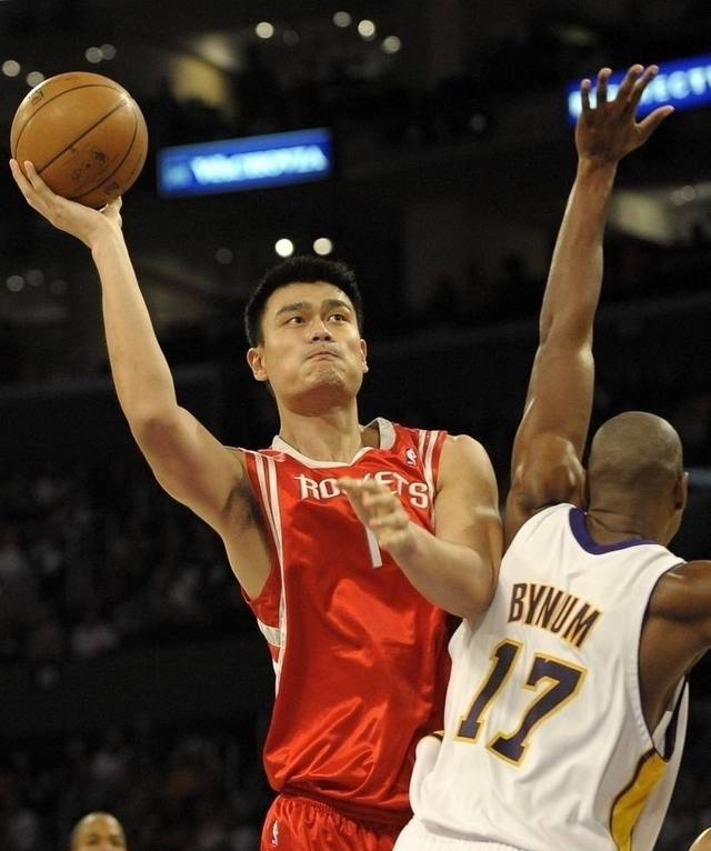 姚明在nba哪些方面好(姚明的篮球影响力有多大?