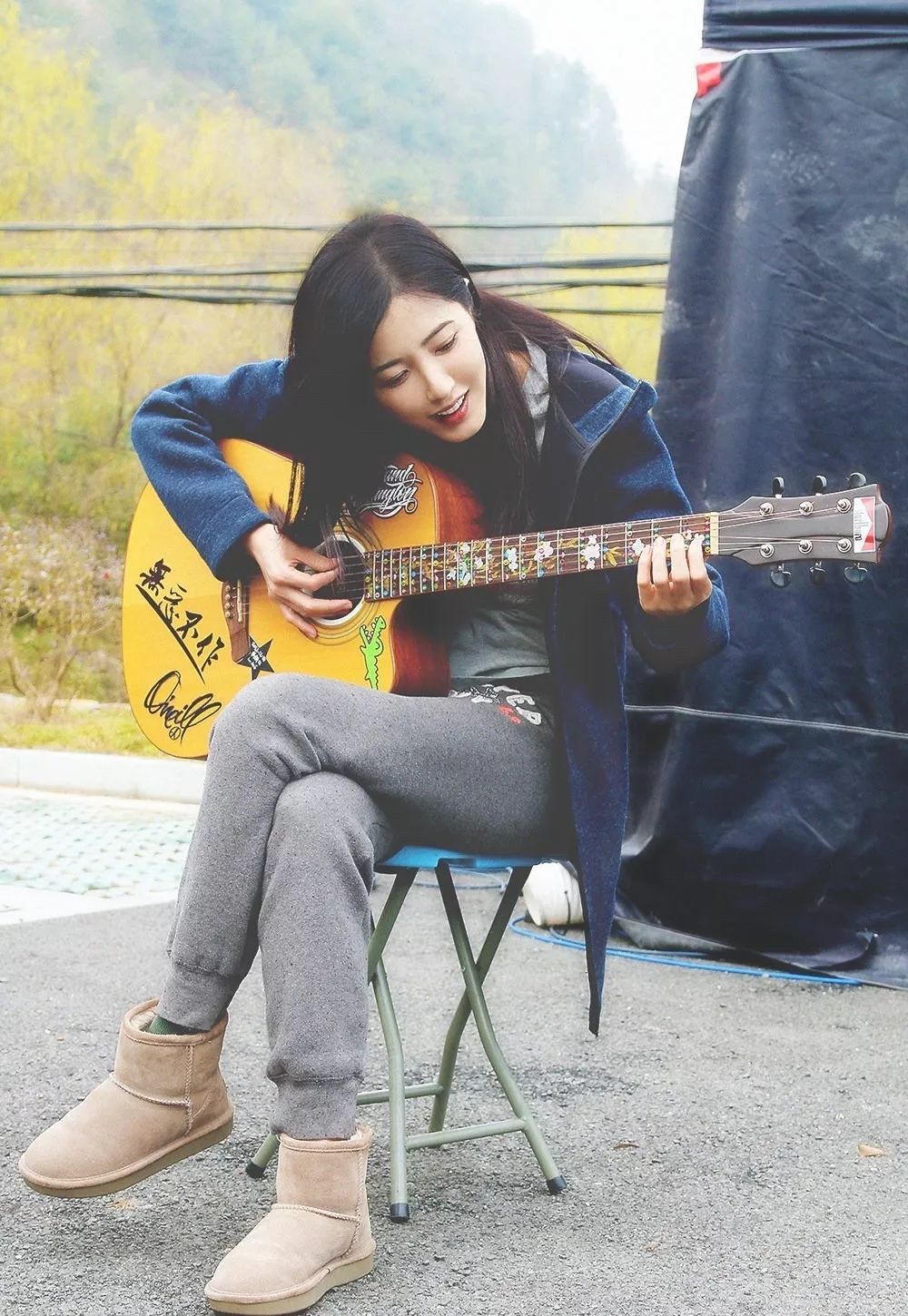 中戏96届“八大金钗”：曾黎最美艳，章子怡运气好，秦海璐太古怪