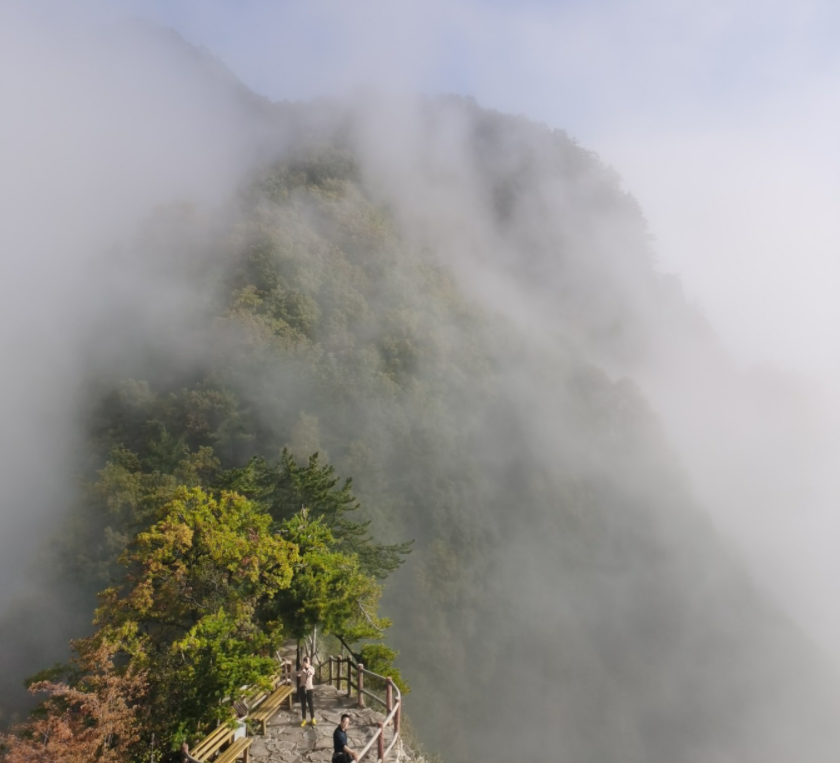 西安周边游｜春季必爬的10座山，1小时就能直达，你爬过几座？