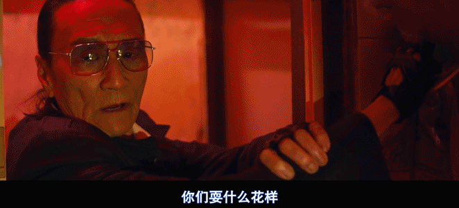 反黑路人甲在线粤语(香港影视的流金岁月，全靠演员卖命来换，导演喊卡不是收工是救人)