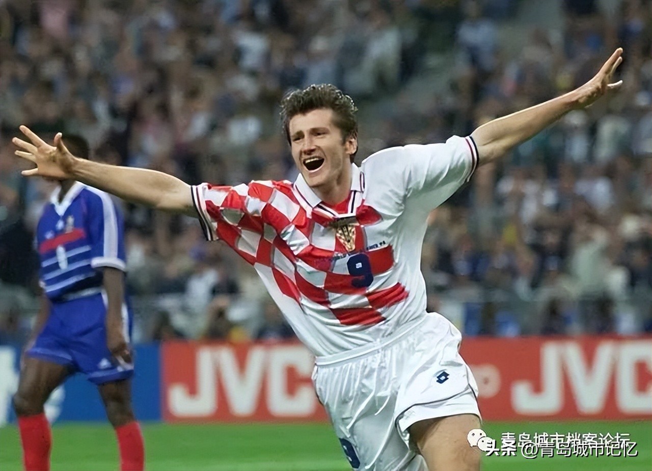 关于巴西世界杯的英语作文（尘封往事，似水流年-我的世界杯回忆）