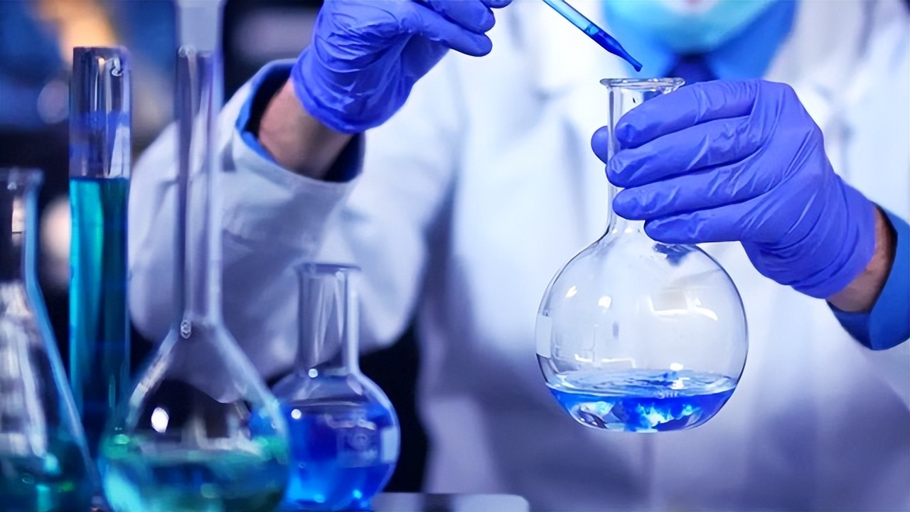 2003年，江西学子成高考状元大摆宴席，为何最后与父母失联9年？