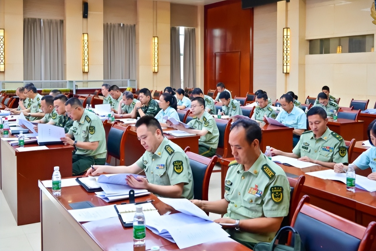 想学射击专业应该去哪学(适合“捡漏”的6所军校，未来的前程无忧，更不用担心找不到工作)