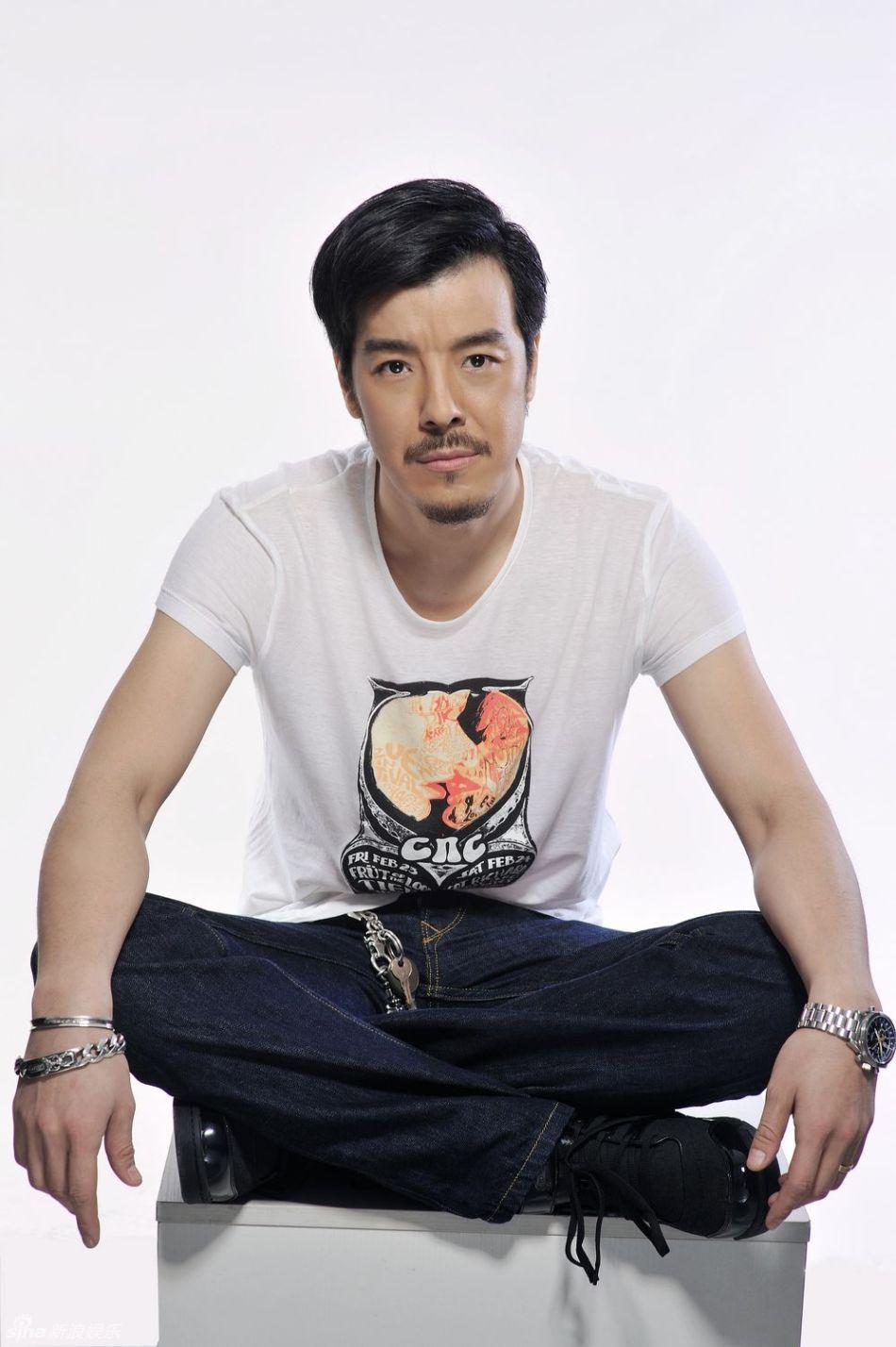 著名演员海一天:荧屏上让人恨得牙根痒,生活中是模范继父