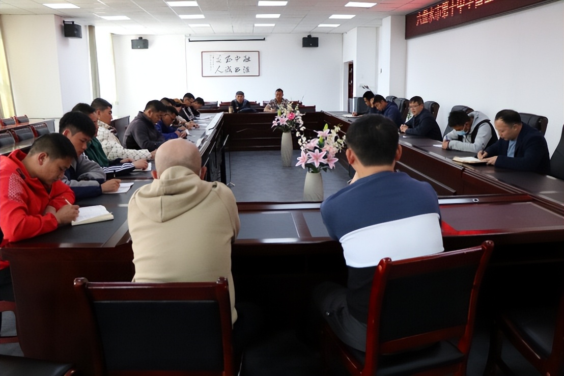 六盤水市第十中學:高質(zhì)量完成學校體健工作(圖3)