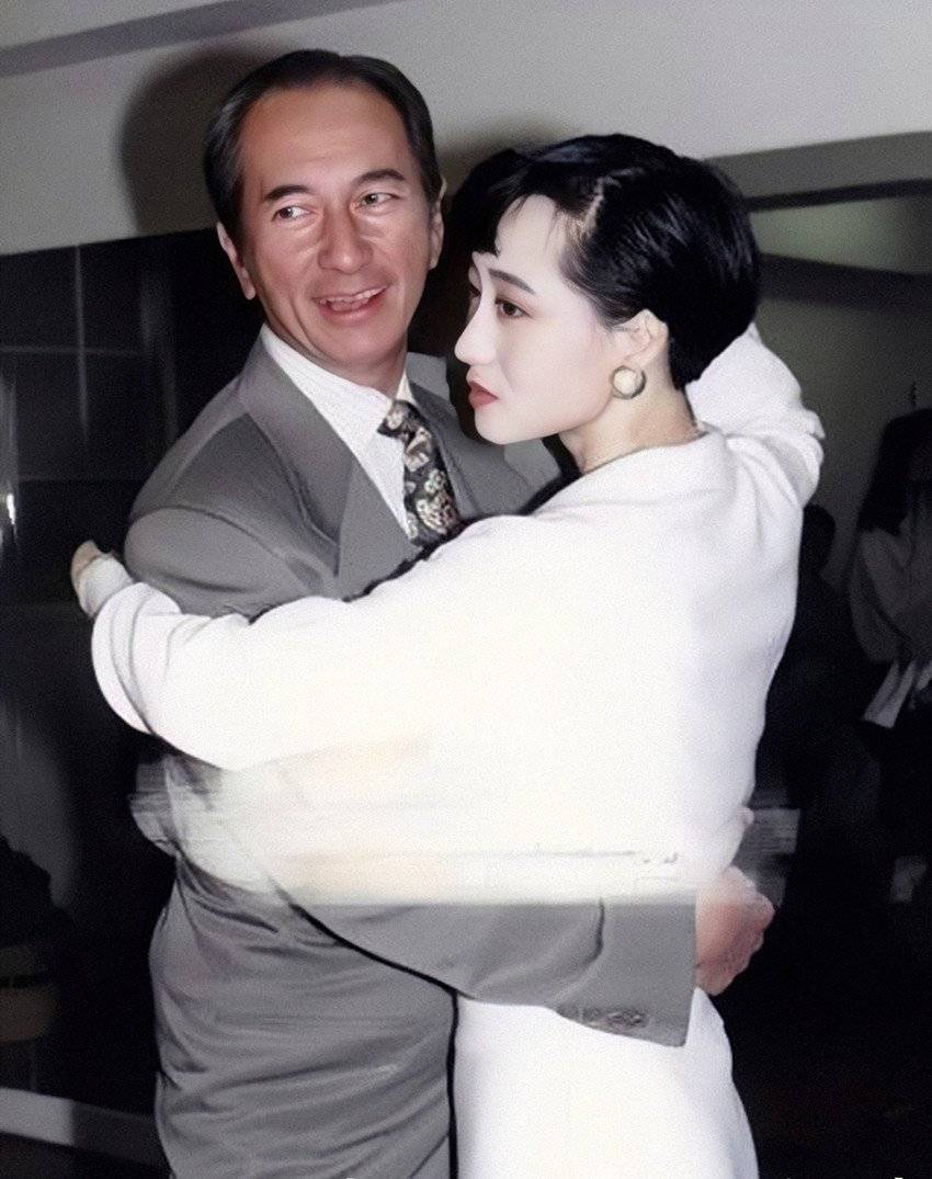 李连杰与前妻合影图片