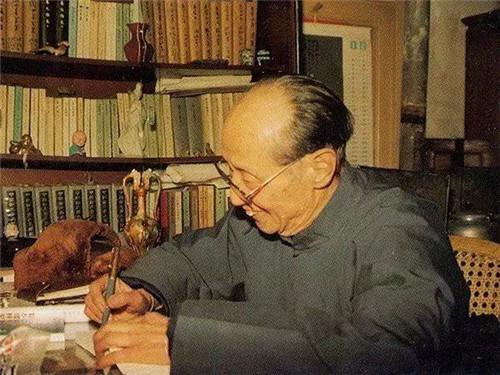 1930年山东小伙高考作文只写28个字,数学交白卷,校长看后录取了他