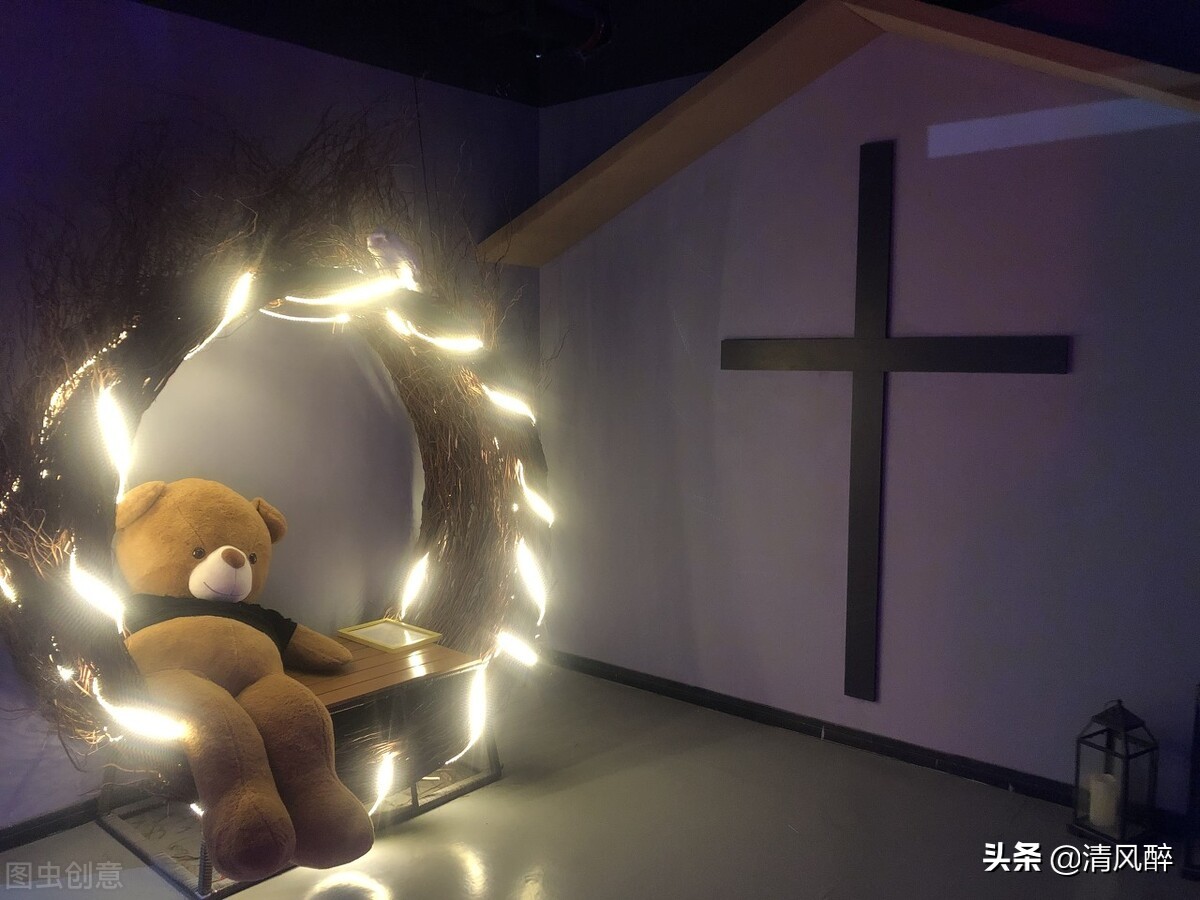 伤感句子句句扎心语录（盘点那些能上热搜的扎心伤感短句）