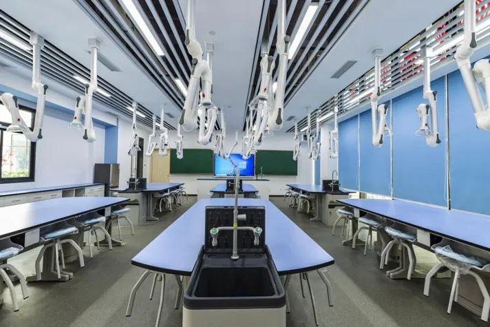 深圳市紅山中學(xué):創(chuàng)造璀璨新星 筑夢(mèng)希望未來(圖27) 深圳市紅山中學(xué):創(chuàng)造璀璨新星 筑夢(mèng)希望未來(圖27)