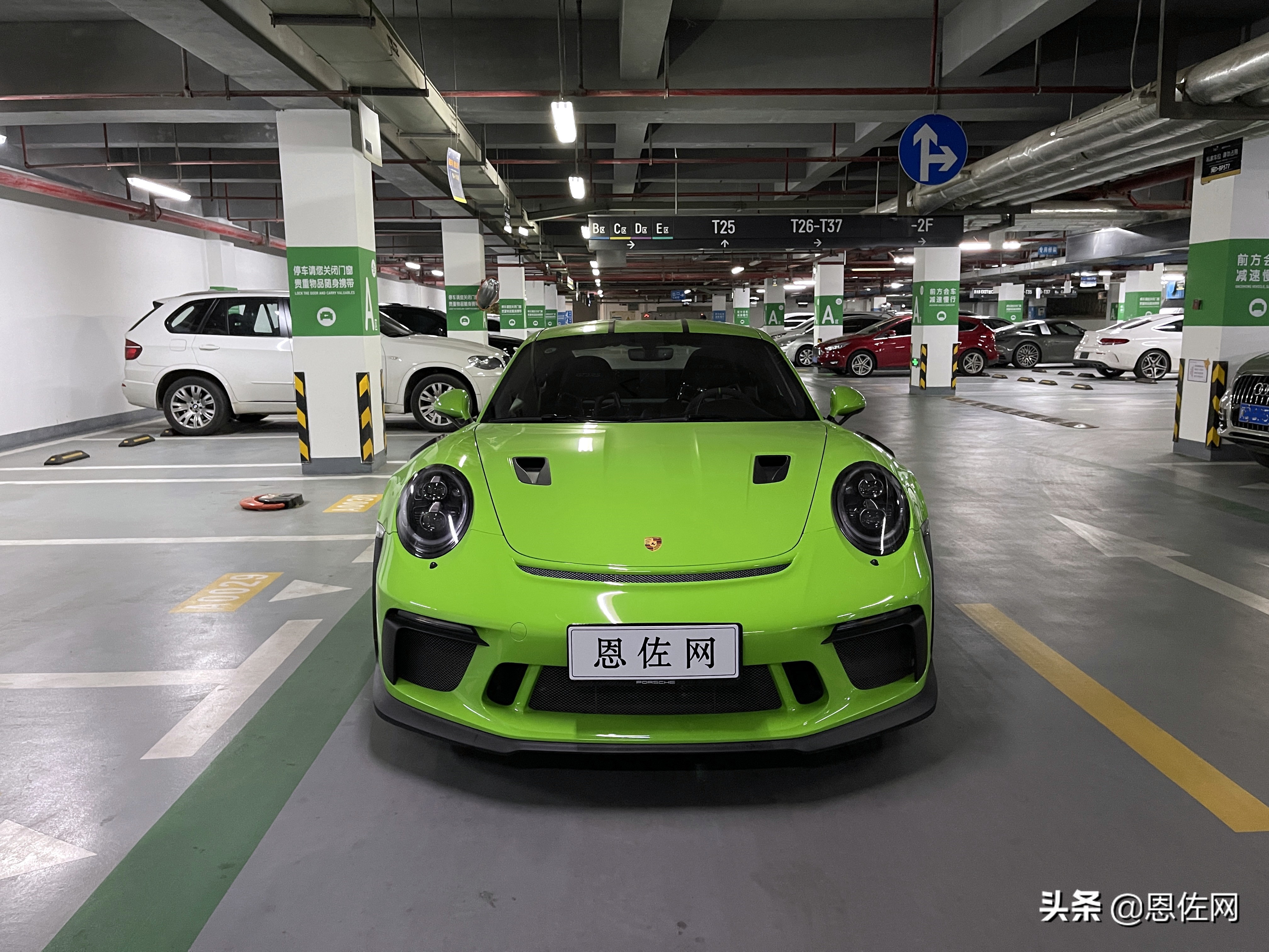 260万入手保时捷911 GT3 RS，4.0自吸也能做到3秒2破百，太厉害了