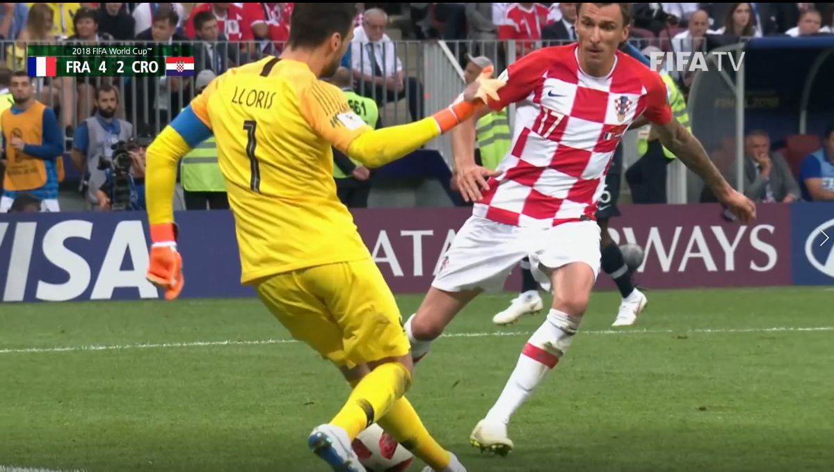 格列兹曼18年世界杯决赛(2018年世界杯决赛回顾，强大的法国队4:2战胜克罗地亚)