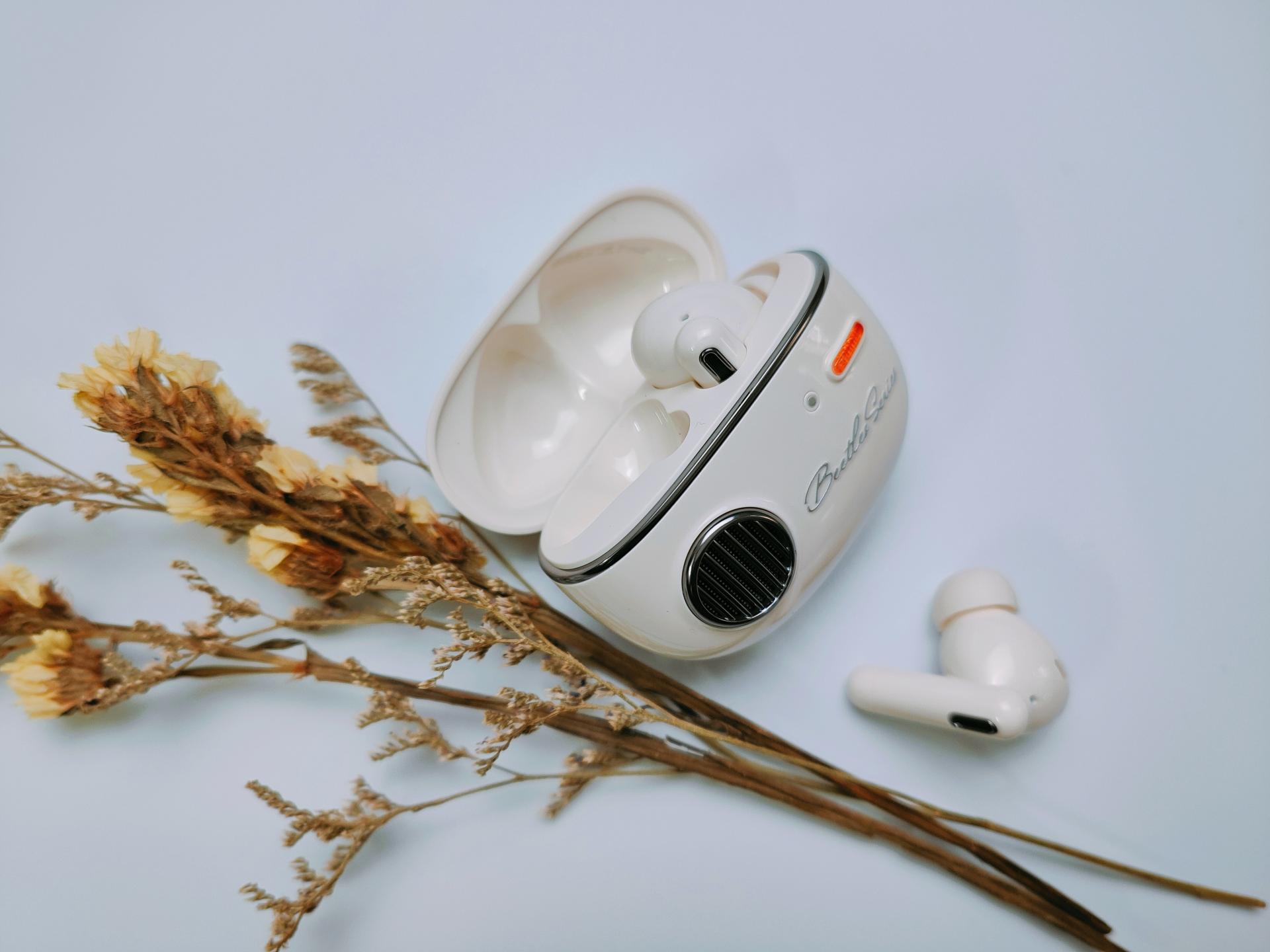 当音频大厂认真起来--漫步者Retro Pro降噪耳机开箱