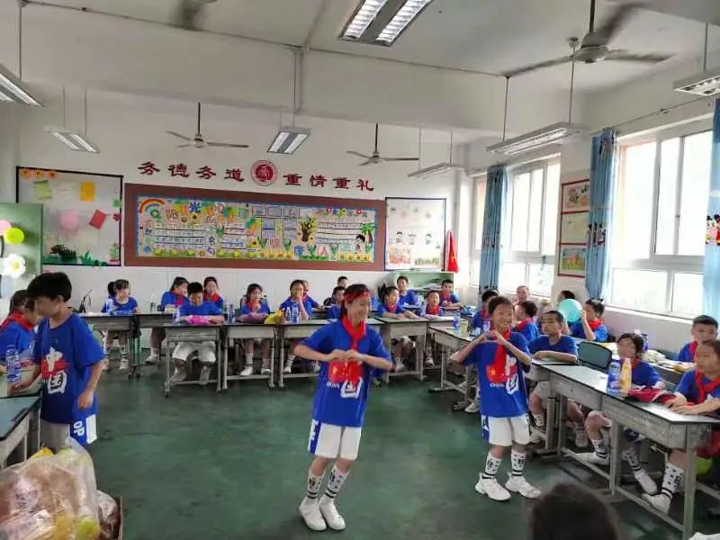 四川天府新区合江小学热烈庆祝“六一”国际儿童节