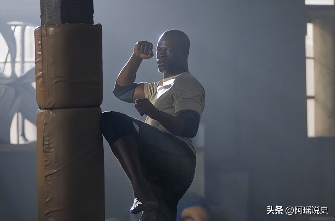 永不退缩3迅雷无删减下载(浅看体育电影《永不退缩》对文化精神的探析)