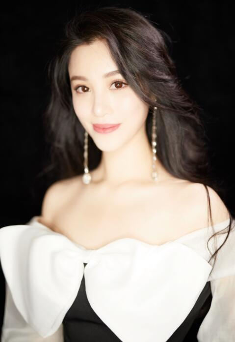 刘翔前妻(刘翔前妻葛天,婚姻未满一年,前夫迎娶初恋