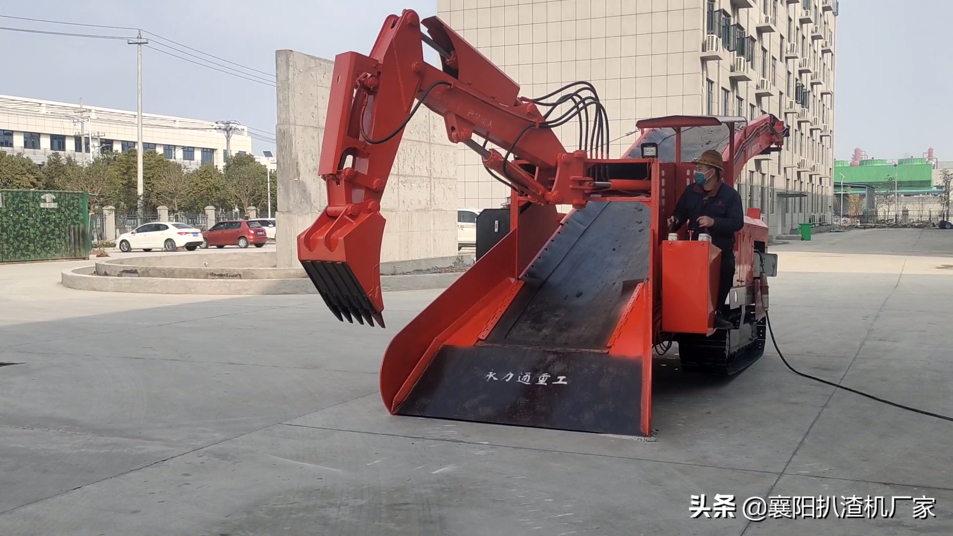 履帶扒渣機 輪式扒渣機 怎樣解決扒渣機工作油溫過高或升溫過快插圖
