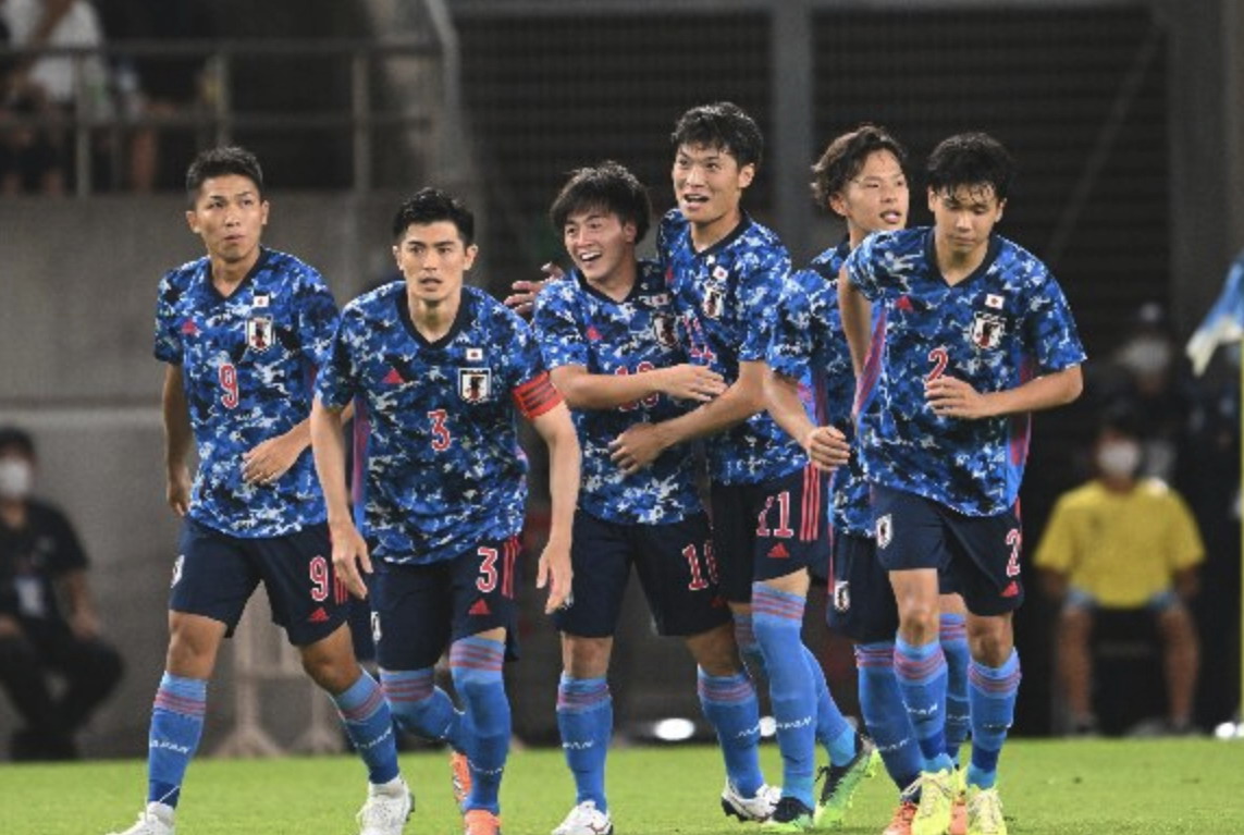 中国与日本足球比赛时间2022(今晚！CCTV5直播国足VS日本男足，少输当赢？或继续派出防守阵容)