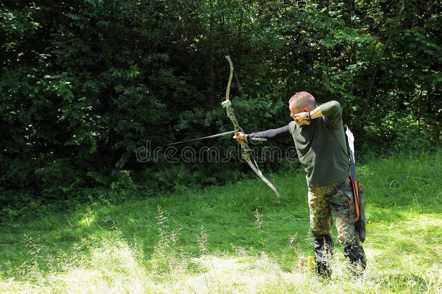 纵死犹闻侠骨香：王维七绝《少年行四首》