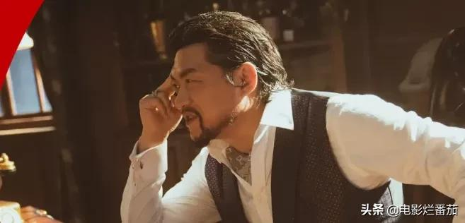 13天破20亿！2022年初这个无名之辈的表演，让我爆发出久违的大笑